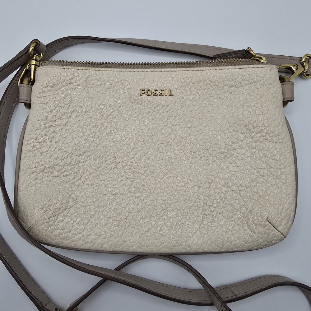 Fossil Morgan Small Crossbody Bag Purse Cream Pebbled Leather ZB5720 - Picture 2 of 16